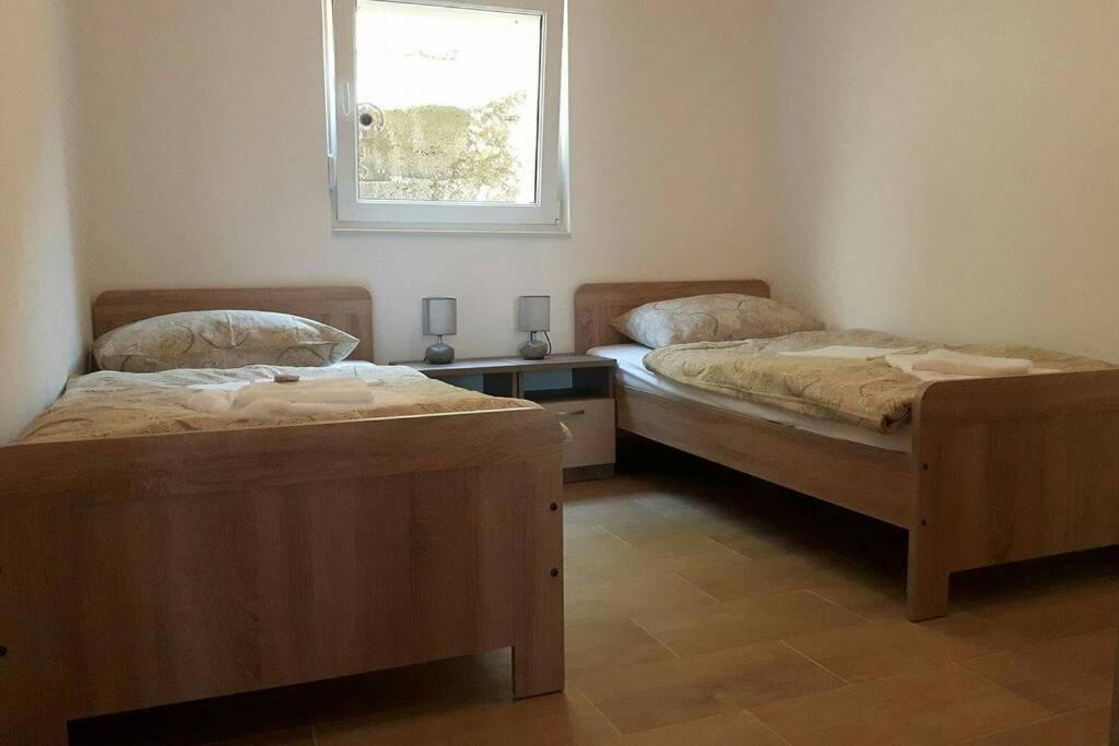 Apartman Jercic Leilighet Dugi Rat Eksteriør bilde