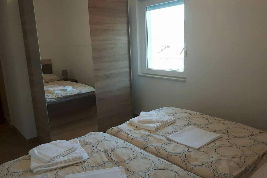 Apartman Jercic Leilighet Dugi Rat Eksteriør bilde